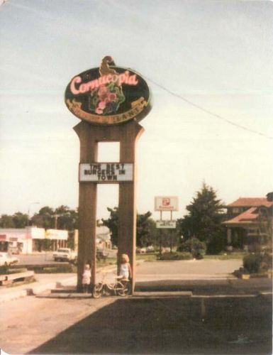 Cornucopia sign